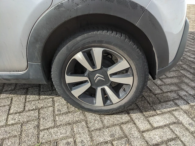 Personenauto citroen, c3 1.2 pure tech , grijs, bouwjaar 2021 - afbeelding 32 van  41