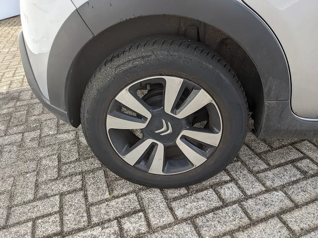 Personenauto citroen, c3 1.2 pure tech , grijs, bouwjaar 2021 - afbeelding 33 van  41