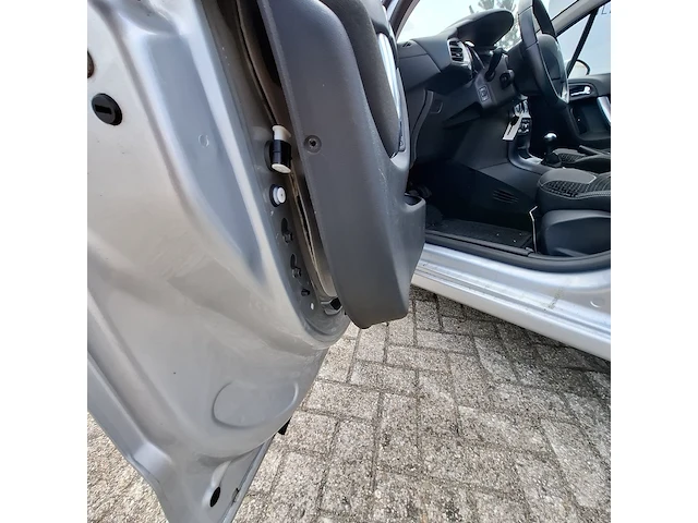 Personenauto citroën, c3 1.6 e-hdi dynamique, bouwjaar 2011 - afbeelding 16 van  62