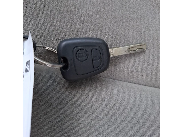 Personenauto citroën, c3 1.6i-16v exclusive, zwart, 2005 - afbeelding 9 van  39