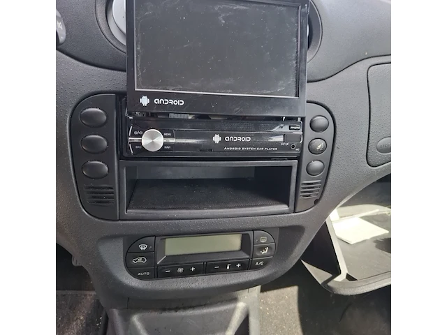 Personenauto citroën, c3 1.6i-16v exclusive, zwart, 2005 - afbeelding 14 van  39