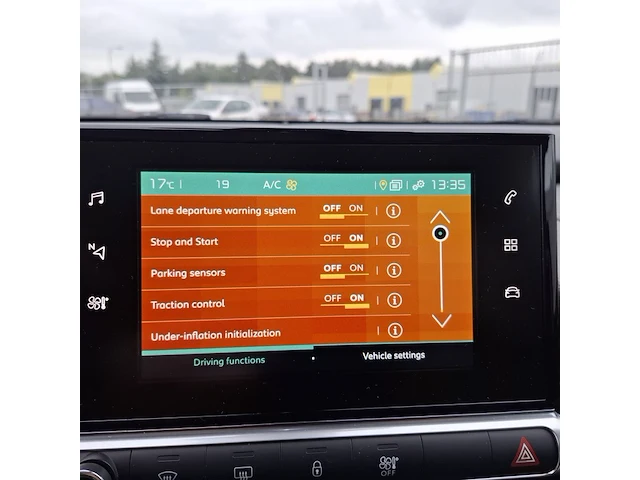 Personenauto citroën, c4 cactus 1.2 puretech shine, grijs, bouwjaar 2018 - afbeelding 6 van  48