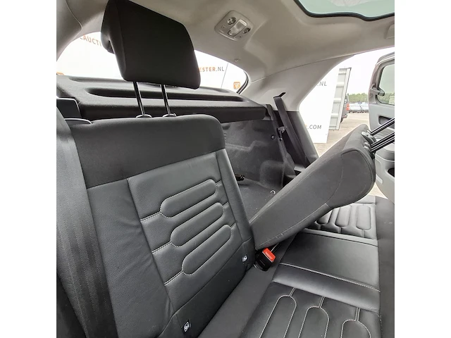 Personenauto citroën, c4 cactus 1.2 puretech shine, grijs, bouwjaar 2018 - afbeelding 20 van  48