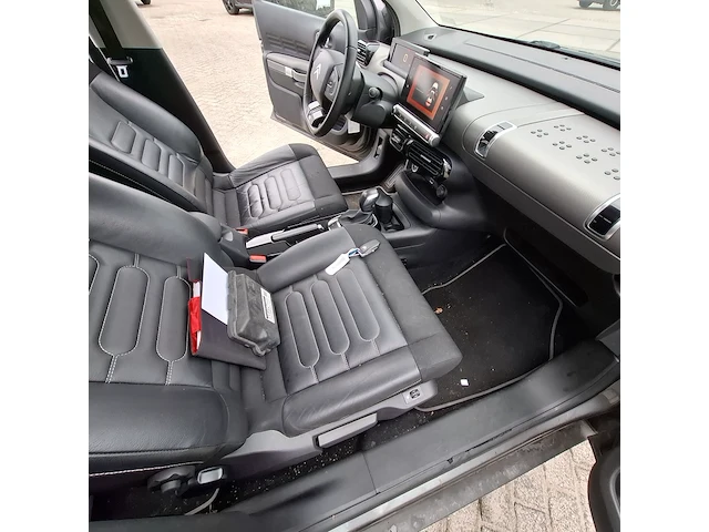 Personenauto citroën, c4 cactus 1.2 puretech shine, grijs, bouwjaar 2018 - afbeelding 22 van  48