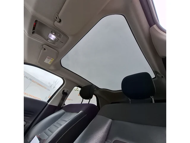 Personenauto citroën, c4 cactus 1.2 puretech shine, grijs, bouwjaar 2018 - afbeelding 32 van  48