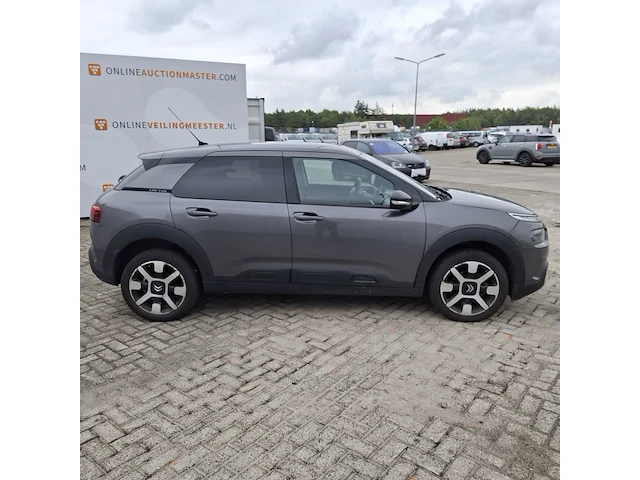 Personenauto citroën, c4 cactus 1.2 puretech shine, grijs, bouwjaar 2018 - afbeelding 34 van  48