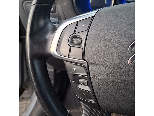 Personenauto, citroen, c4 - afbeelding 20 van  46