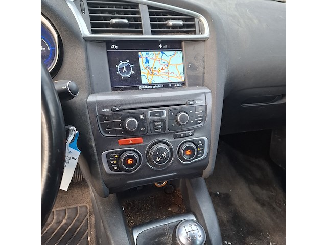 Personenauto, citroen, c4 - afbeelding 26 van  46