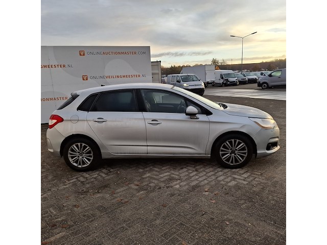 Personenauto, citroen, c4 - afbeelding 34 van  46
