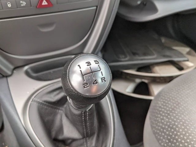 Personenauto citroen, c5 2.0-16v caractere, bouwjaar 2006 - afbeelding 18 van  52