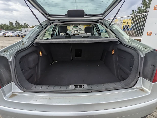 Personenauto citroen, c5 2.0-16v caractere, bouwjaar 2006 - afbeelding 26 van  52