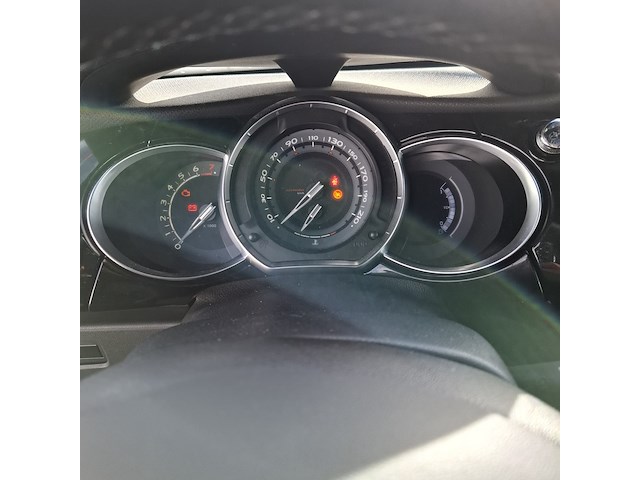 Personenauto citroën, ds3 cabrio, grijs, bouwjaar 2013 - afbeelding 10 van  54