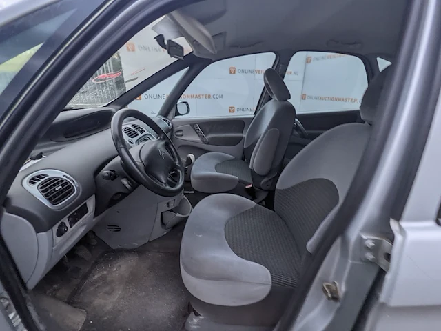 Personenauto citroen, xsara picasso 1.6, bouwjaar 2006 - afbeelding 2 van  43