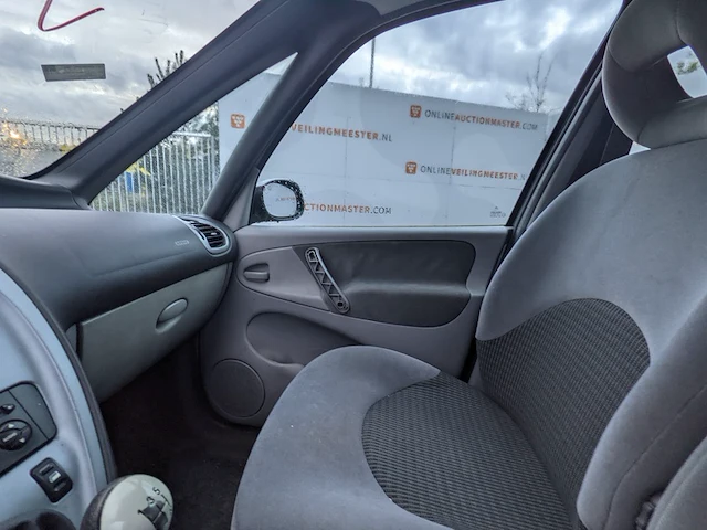 Personenauto citroen, xsara picasso 1.6, bouwjaar 2006 - afbeelding 8 van  43