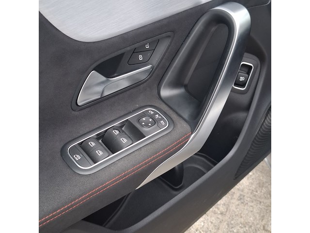 Personenauto, cla-klasse 180, bouwjaar 2020 - afbeelding 7 van  58