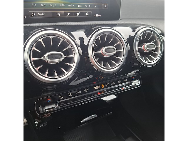 Personenauto, cla-klasse 180, bouwjaar 2020 - afbeelding 22 van  58