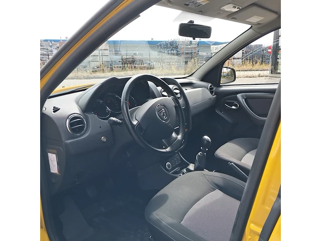 Personenauto dacia, duster 1.2 tce 4x4 lauréate, bouwjaar 2017 - afbeelding 23 van  49