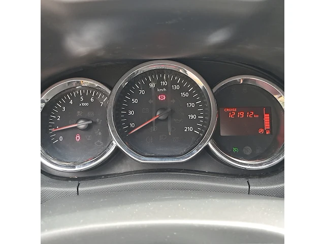 Personenauto dacia, duster 1.2 tce 4x4 lauréate, bouwjaar 2017 - afbeelding 31 van  49