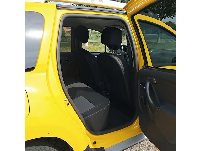 Personenauto dacia, duster 1.2 tce 4x4 lauréate, bouwjaar 2017 - afbeelding 40 van  49