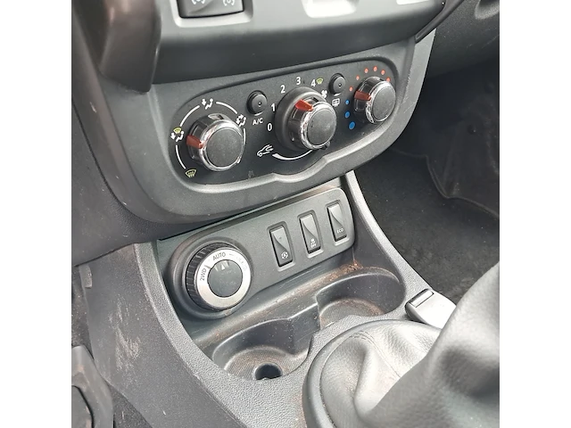 Personenauto, dacia, duster 1.5 dci 4x4 prestige, 2016 - afbeelding 25 van  42