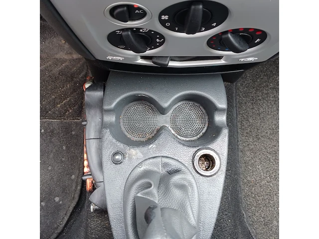Personenauto, dacia, logan mcv - 1.6-16v lauréate - 7-persoons, grijs, 2008 - afbeelding 10 van  75