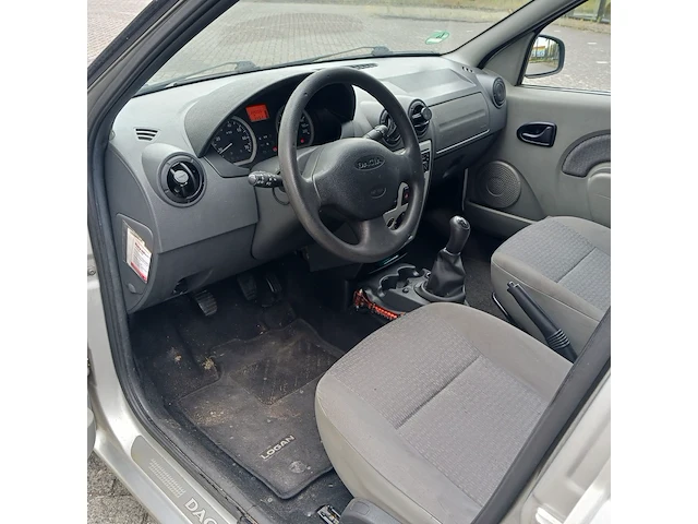 Personenauto, dacia, logan mcv - 1.6-16v lauréate - 7-persoons, grijs, 2008 - afbeelding 16 van  75