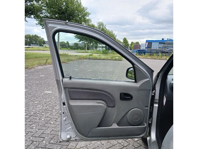 Personenauto, dacia, logan mcv - 1.6-16v lauréate - 7-persoons, grijs, 2008 - afbeelding 22 van  75