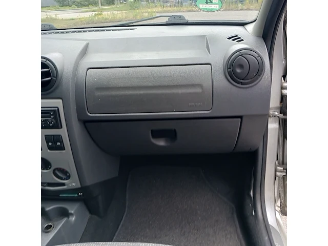 Personenauto, dacia, logan mcv - 1.6-16v lauréate - 7-persoons, grijs, 2008 - afbeelding 25 van  75