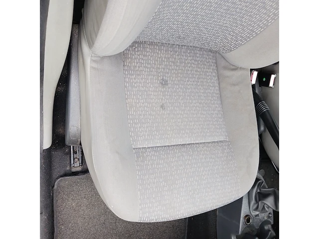 Personenauto, dacia, logan mcv - 1.6-16v lauréate - 7-persoons, grijs, 2008 - afbeelding 27 van  75