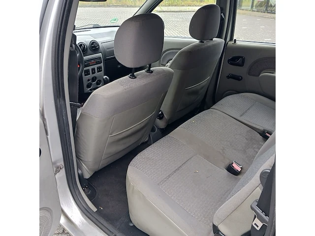 Personenauto, dacia, logan mcv - 1.6-16v lauréate - 7-persoons, grijs, 2008 - afbeelding 40 van  75