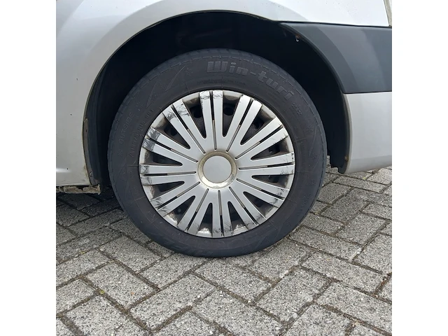 Personenauto, dacia, logan mcv - 1.6-16v lauréate - 7-persoons, grijs, 2008 - afbeelding 62 van  75