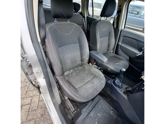 Personenauto dacia, logan mcv 1.5 dci prestige, 2014 - afbeelding 20 van  48