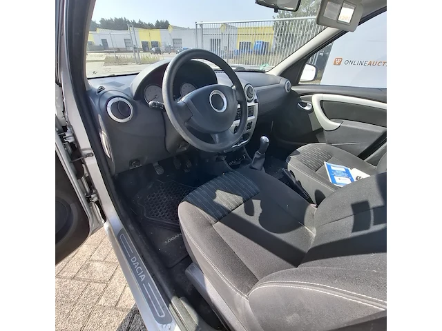 Personenauto dacia, logan mcv 1.6-16v blackline , bouwjaar 2011 - afbeelding 3 van  49