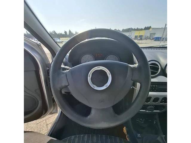 Personenauto dacia, logan mcv 1.6-16v blackline , bouwjaar 2011 - afbeelding 4 van  49