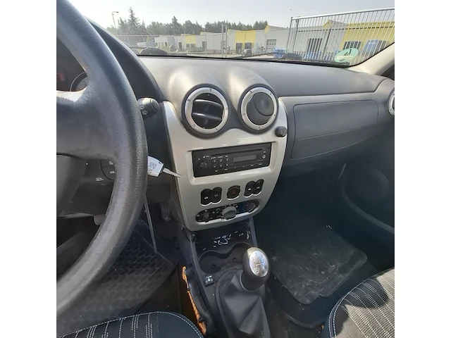 Personenauto dacia, logan mcv 1.6-16v blackline , bouwjaar 2011 - afbeelding 7 van  49