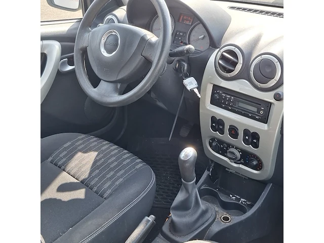 Personenauto dacia, logan mcv 1.6-16v blackline , bouwjaar 2011 - afbeelding 26 van  49