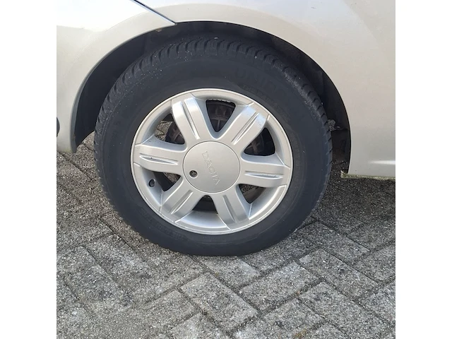 Personenauto dacia, logan mcv 1.6-16v blackline , bouwjaar 2011 - afbeelding 31 van  49