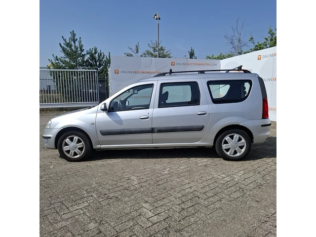 Personenauto dacia, logan mcv 1.6-16v blackline , bouwjaar 2011 - afbeelding 48 van  49