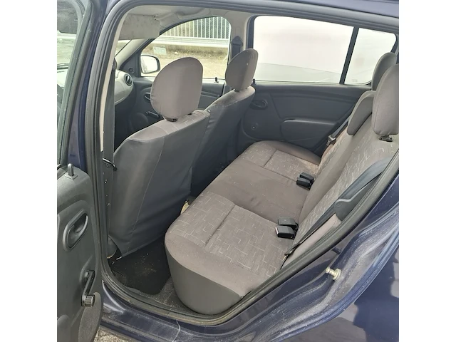Personenauto dacia, sandero 1.2, bouwjaar 2010 - afbeelding 10 van  39