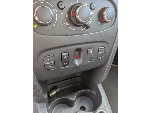 Personenauto, dacia, sandero, 2013 - afbeelding 20 van  48