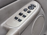 Personenauto, dodge, ram 1500, 2002 - afbeelding 9 van  100