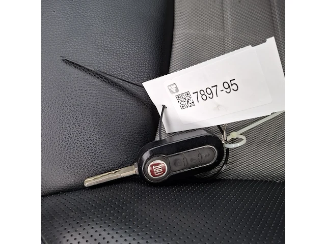 Personenauto fiat, 500 0.9 twinair, bouwjaar 2011 - afbeelding 28 van  34