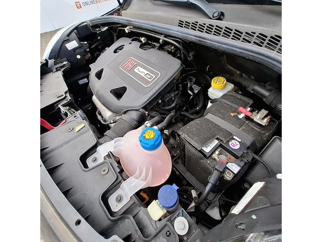 Personenauto fiat, 500 l 0.9, zwart, bouwjaar 2013 - afbeelding 33 van  47