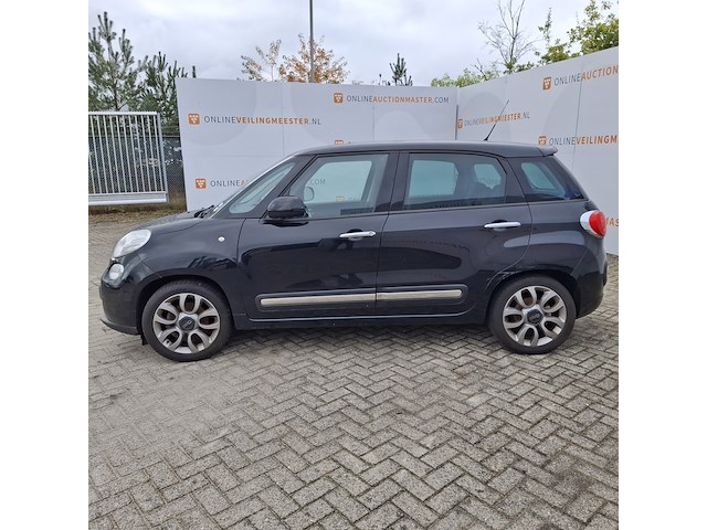 Personenauto fiat, 500 l 0.9, zwart, bouwjaar 2013 - afbeelding 47 van  47