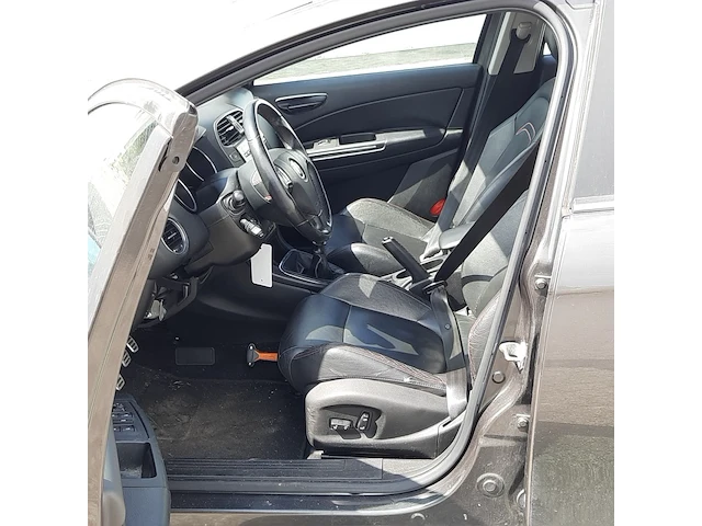 Personenauto fiat, bravo 1.9 multijet sport, bouwjaar 2009 - afbeelding 13 van  54
