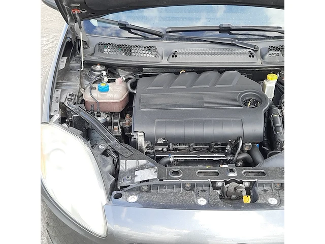 Personenauto fiat, bravo 1.9 multijet sport, bouwjaar 2009 - afbeelding 49 van  54