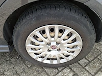Personenauto fiat, grande punto 1.3 m-jet actual, bouwjaar 2011 - afbeelding 5 van  32