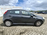 Personenauto fiat, grande punto 1.3 m-jet actual, bouwjaar 2011 - afbeelding 27 van  32