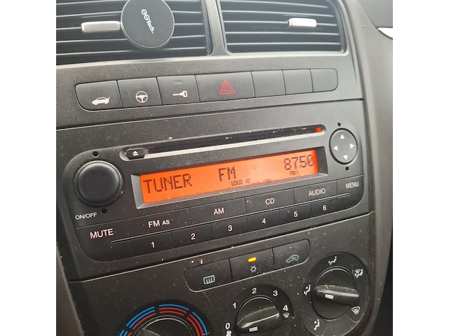 Personenauto fiat , grande punto 1.4 dynamic, bouwjaar 2007 - afbeelding 16 van  45