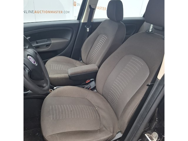 Personenauto fiat , grande punto 1.4 dynamic, bouwjaar 2007 - afbeelding 21 van  45